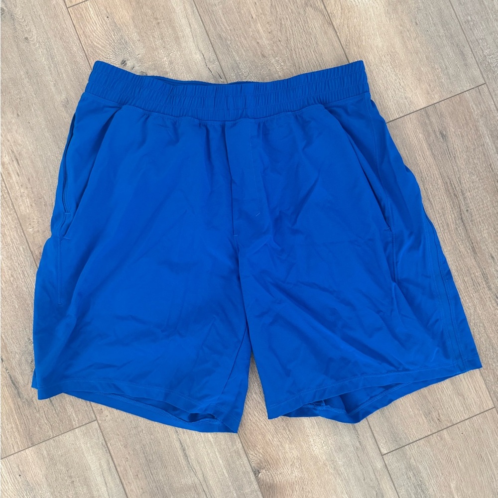 Lululemon Pacebreaker 7in